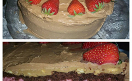 Sjokolade kake med bringebær krem