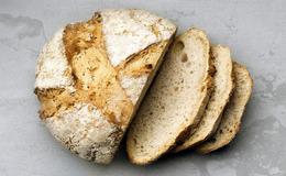 Glutenfritt mjukt bröd
