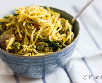 Vegansk vinter pasta med græskarkerne pesto