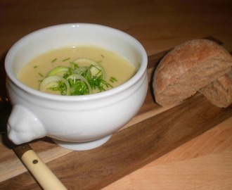 Kartoffel-porre suppe