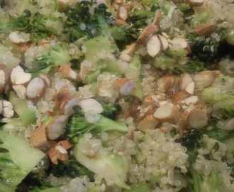 Quinoa med Broccoli og Karry... og Quinoa Salat