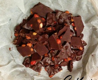 chokoladebrud med hasselnødder