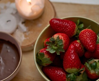 BorgenSnack - Jordbær med Nougatfondue