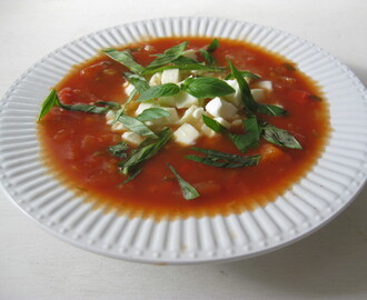 Rustik tomatsuppe