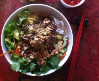 Vietnam-style nudelsalat