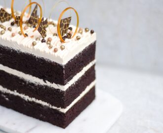 Chokoladekage med  smørcreme af Callebaut® Gold