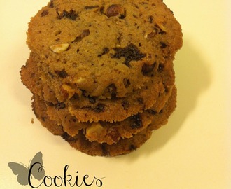 Cookies med chokolade & hasselnødder