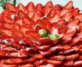 Frisk jordbærtærte