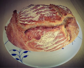 Brød bagt i Römertopf