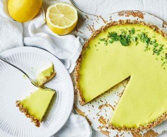 Opskrift: Vegansk Citrontærte med mandelbund