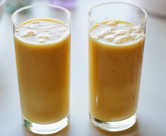 Smoothie med appelsin, banan og frisk ingefær