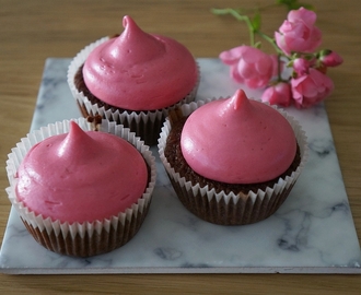Chocolate cherry cupcakes