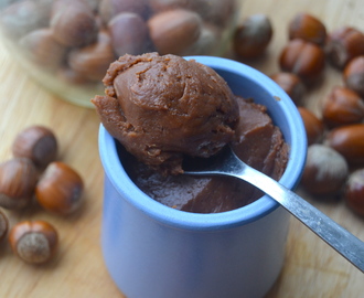 Kotitekoinen Nutella – Suklaa-hasselpähkinälevite