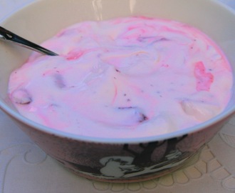 Strawberry Quark (Mansikkarahka)