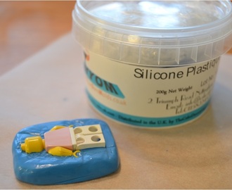 Englannin tuliaisia - Silicone Plastique® -muottimassa