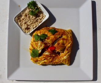 Thaimaalainen täytetty omeletti -Kai Yat Sai -