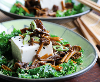 Silken-tofua ja soijapikkelöityjä suppilovahveroita | Silken tofu with soy pickled mushrooms