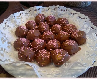 Pähkinävoipallerot - Peanut-butter-balls