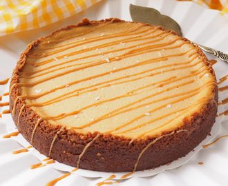Taivaallinen suolainen kinuskijuustokakku – Salted Caramel Cheesecake