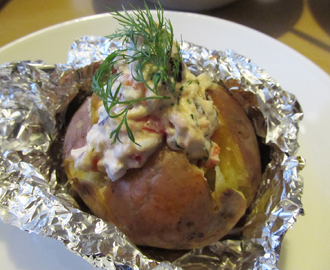 Uuniperunat – Baked Jacket Potatoes