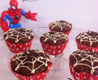 Hämähäkinseitti kuppikakut / Spider web cupcakes