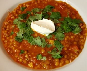 Mausteinen linssikeitto – spicy lentil soup