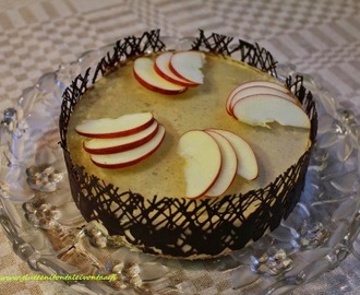 Omena-kanelijuustokakku