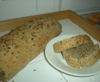 Kolmen viljan leipä