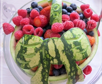 Fruktfat i vannmelon