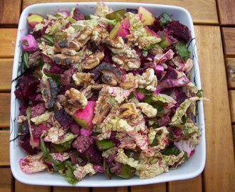 Salat, tzatziki og foccaccia