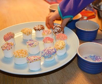 Pynta marshmallows på pinne