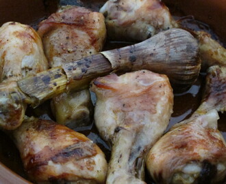 Juicy kyllinglår med bakt hvitløk og honning.