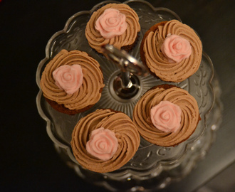 Cupcakes med pynterose