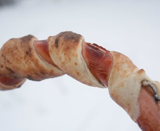 Pinnebrød på skogstur