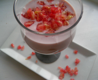 NYTTÅRSMENY: Dessert - Tyttebærmousse med granateple