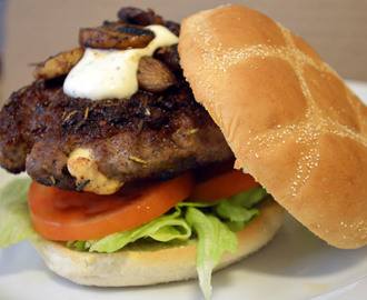 Lammeburger med fetaost