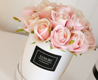 Luxury flower box