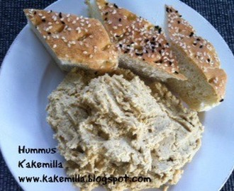 Hummus - Kikertpure fra Midt-Østen / Hummus - Chick Pea Puree from the Middle-East