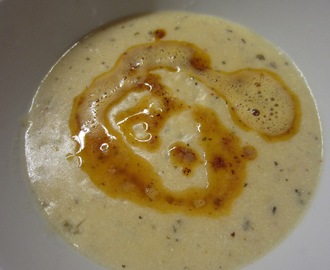 Yayla corbasi (yoghurt suppe)