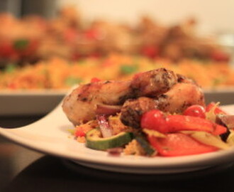 Marokkansk inspirerte kyllingklubber med couscoussalat