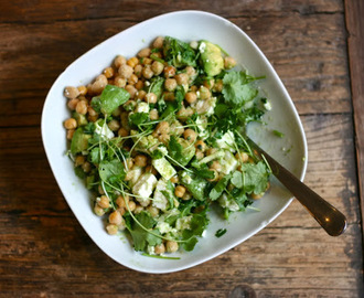 Kikerter med avokado og fersk koriander…dagens nykommer på smart lunsjbord