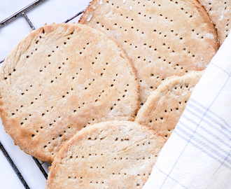 Lyse polarbrød med rug og havre - til matpakker og minipizza!