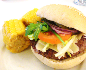 Dagens middagtips: Hjemmelaget hamburger