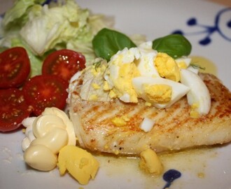 Stekt torsk med klaret smør og egg