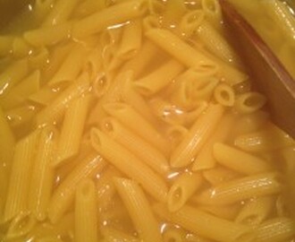 Biffsalat med pasta