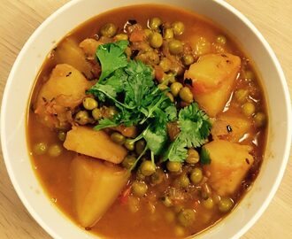 Aloo matar curry – Erter- og potetkarri