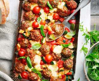 Meatball, tomato and bocconcini tray bake