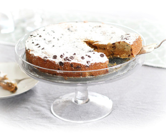 Chocolate Chip Cookie Cake med salt kolagömma och hemgjord vaniljglass