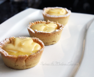 Lemon curd tarteletter med vaniljpudding ~ Snabb dessert