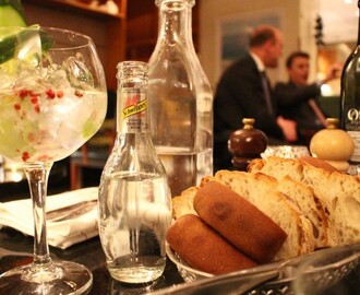Gin Tonic Cucumber & Rose pepper i Hotel Diplomats T/Bar